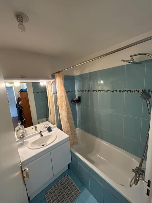 Appartement Spacieux Et Lumineux Aux Portes De Paris - Ideal Pour Visiter Et Se Reposer Bondy Zewnętrze zdjęcie